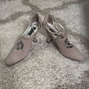 Vintage Colin Stuart Tan Suede Pumps